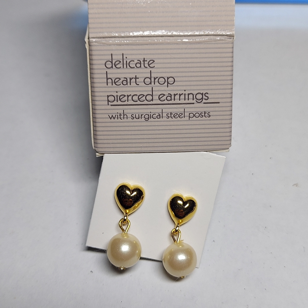 Vintage Avon Gold Heart Drop Earrings with Cream Pearls
